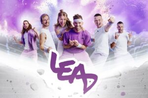 LEAD Persfoto Met Logo groot