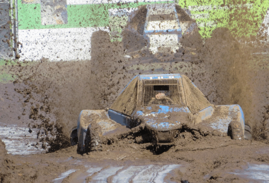 Zaterdagmiddag 13.30 uur: Mud Mania op het Sukerbietenfeest